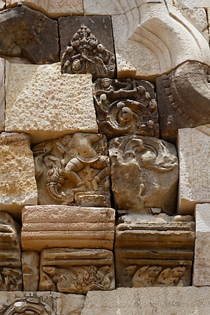 29-Prasat Sdok Kok Thom (2013)-015